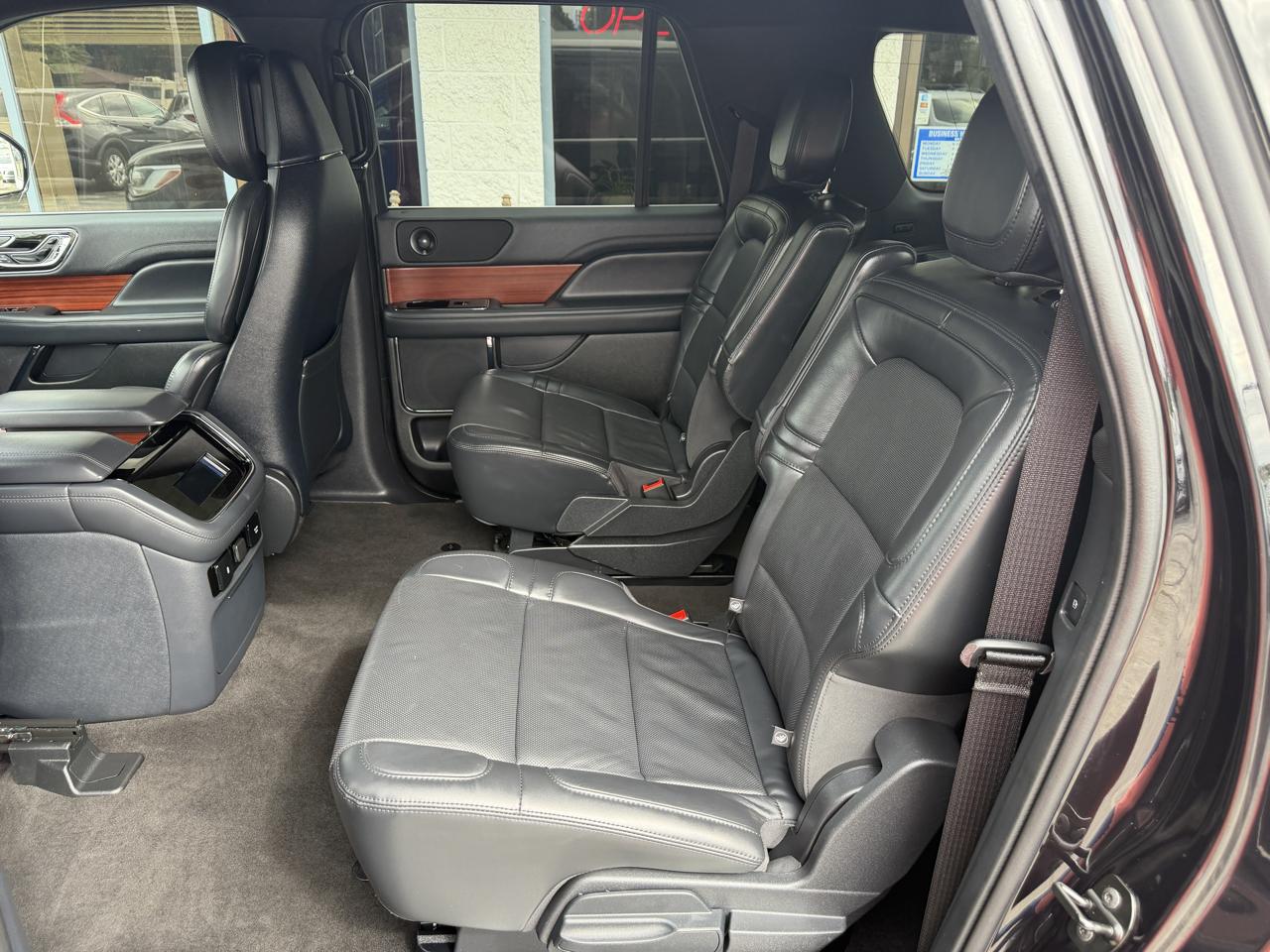 Lincoln Navigator L Reserve 4WD 2022