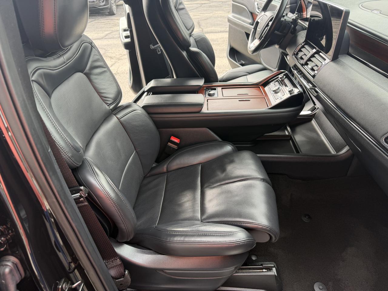 Lincoln Navigator L Reserve 4WD 2022