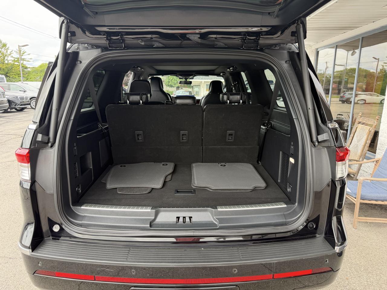 Lincoln Navigator L Reserve 4WD 2022