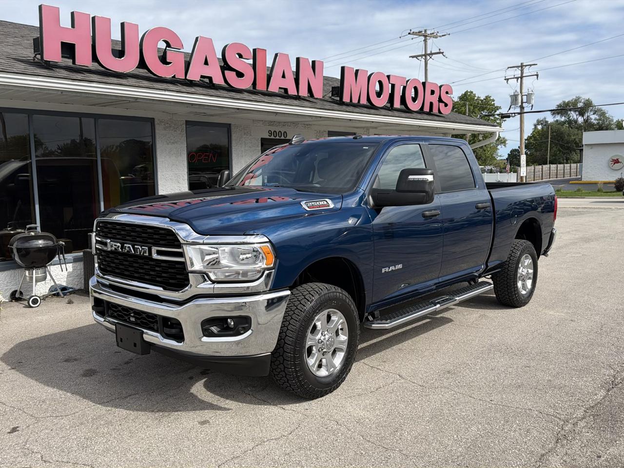 2024 RAM 2500 Big Horn Crew Cab SWB 4WD