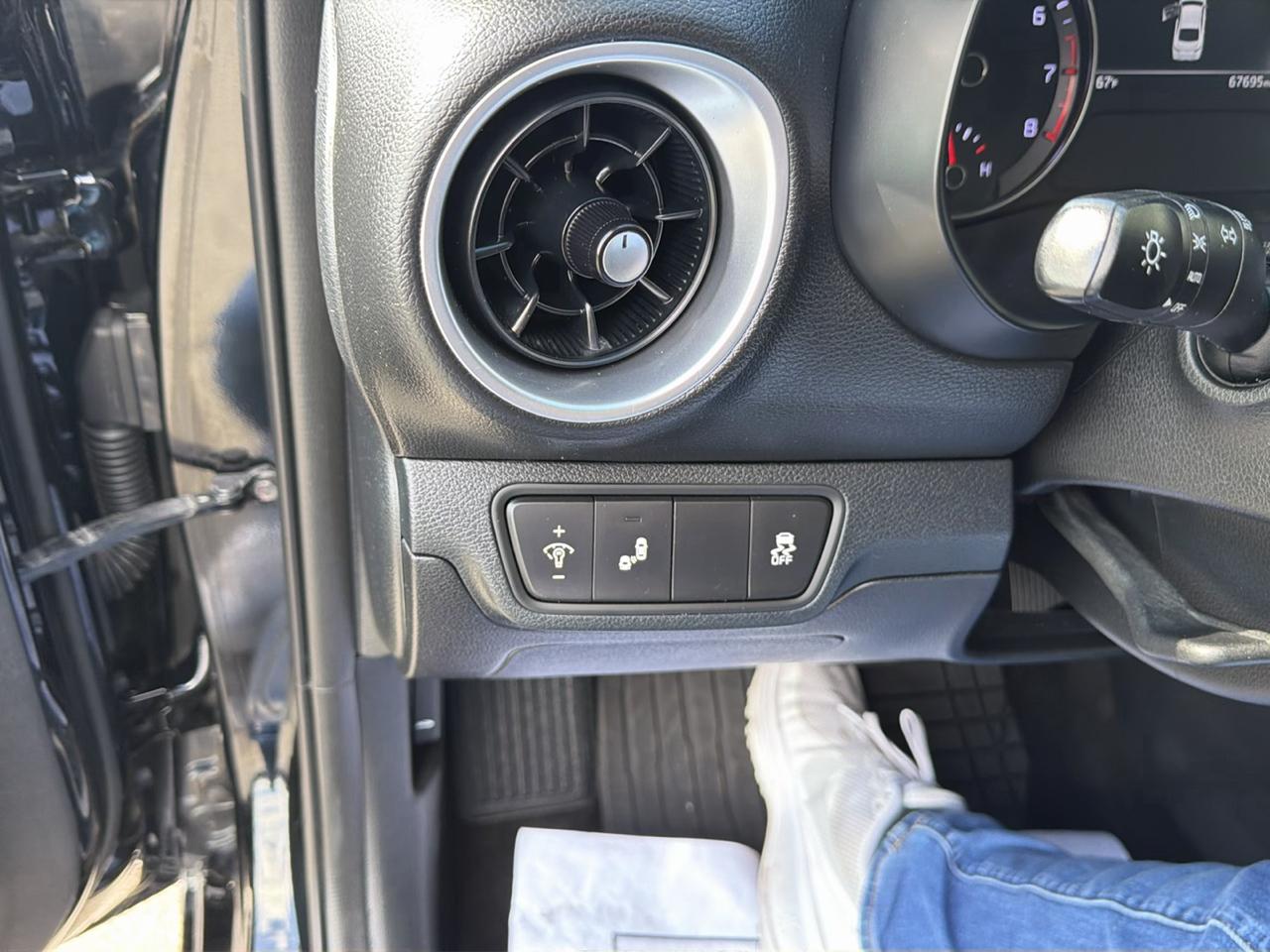 Kia Forte LX 2024