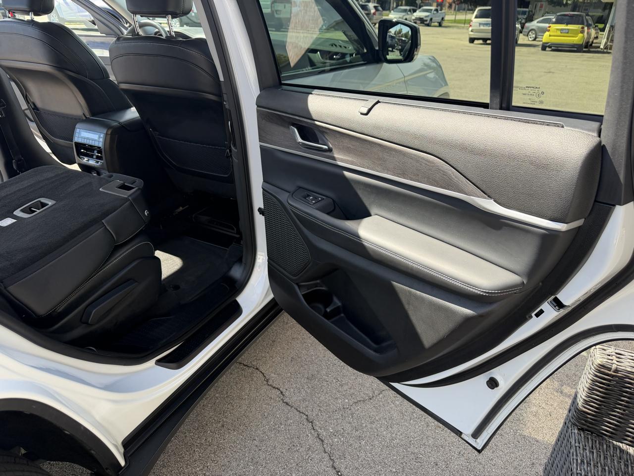 Jeep Grand Cherokee L Limited 4WD 2023