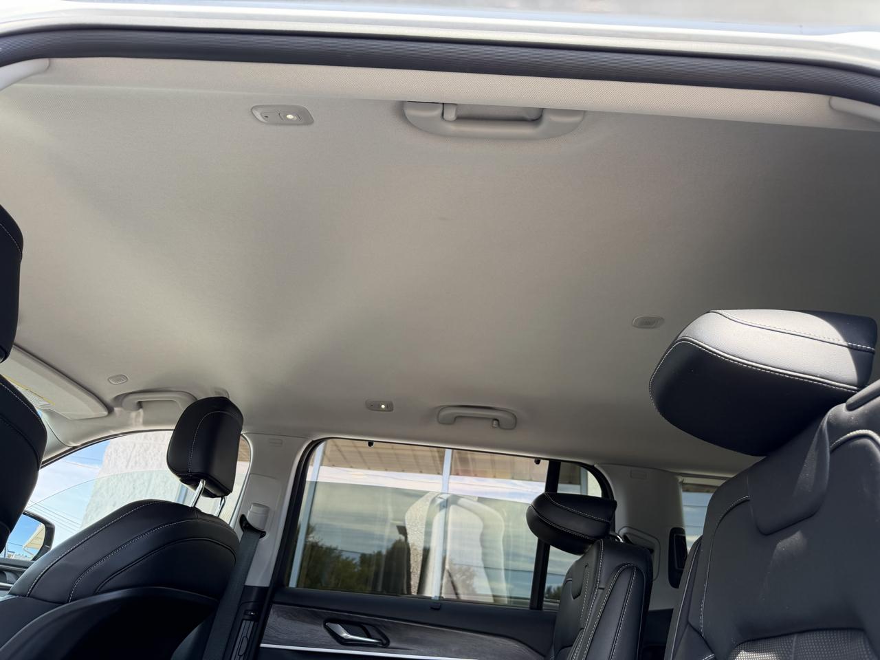 Jeep Grand Cherokee L Limited 4WD 2023