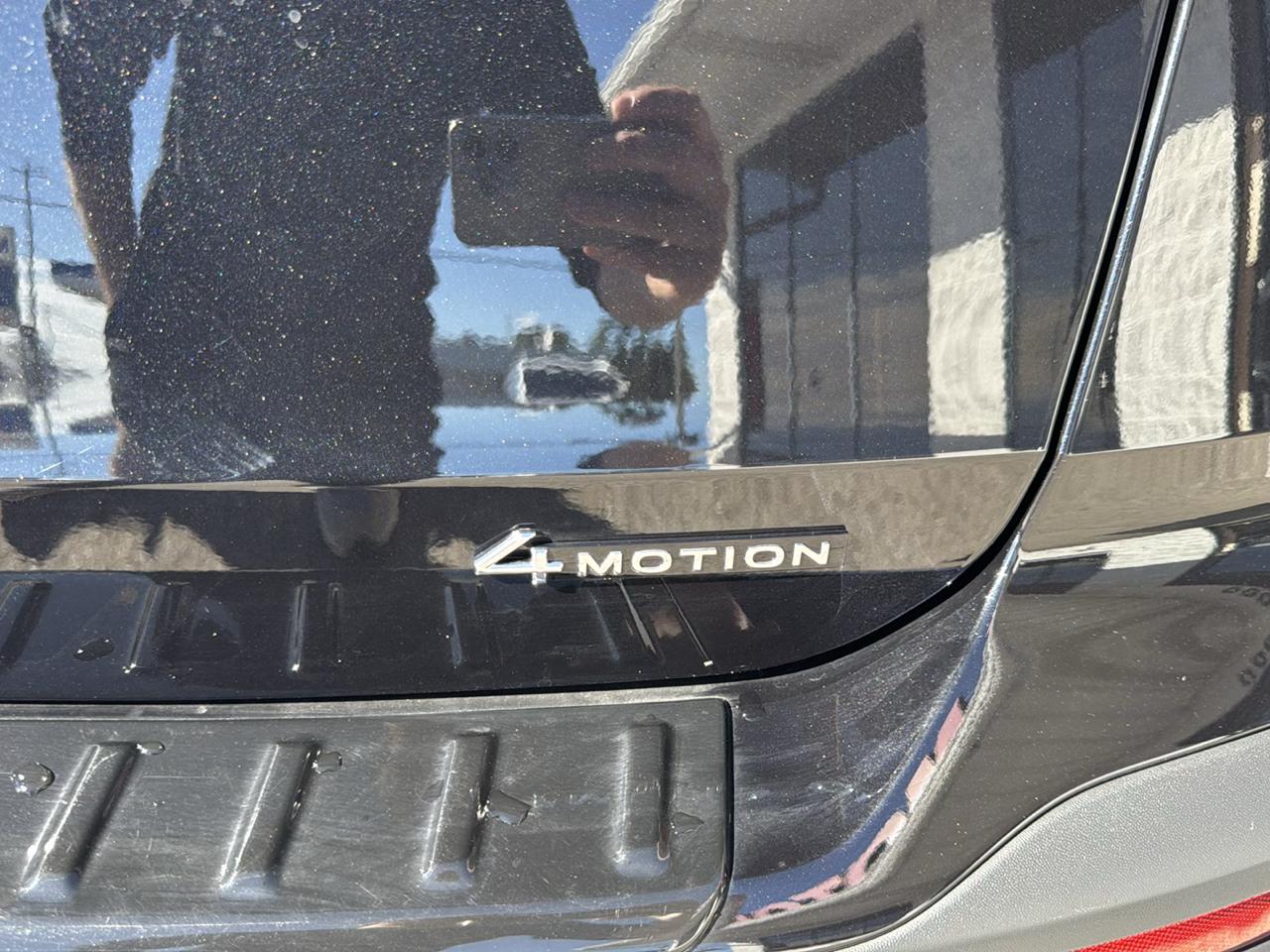 Volkswagen Taos S 4MOTION 2025