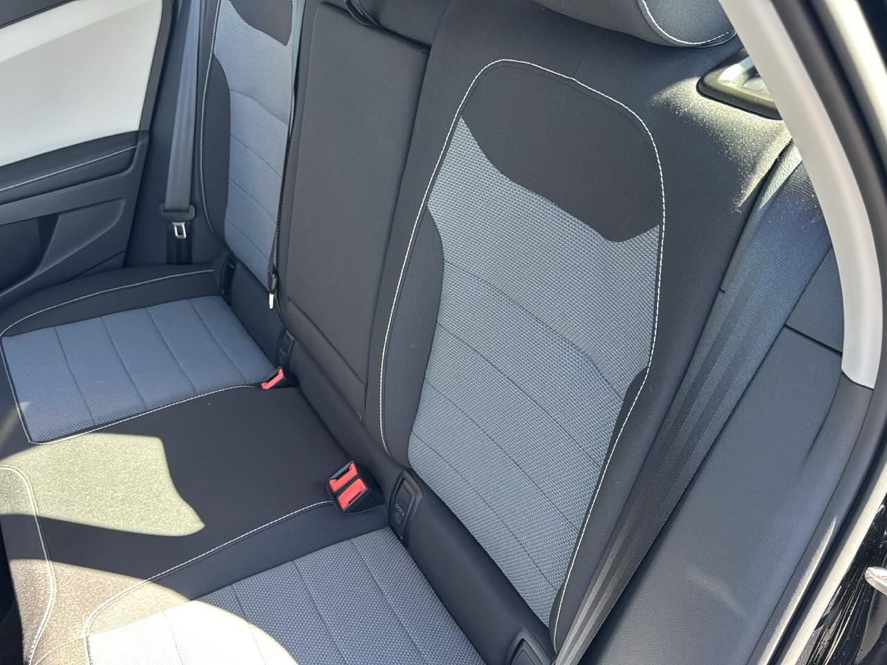 Volkswagen Taos S 4MOTION 2025