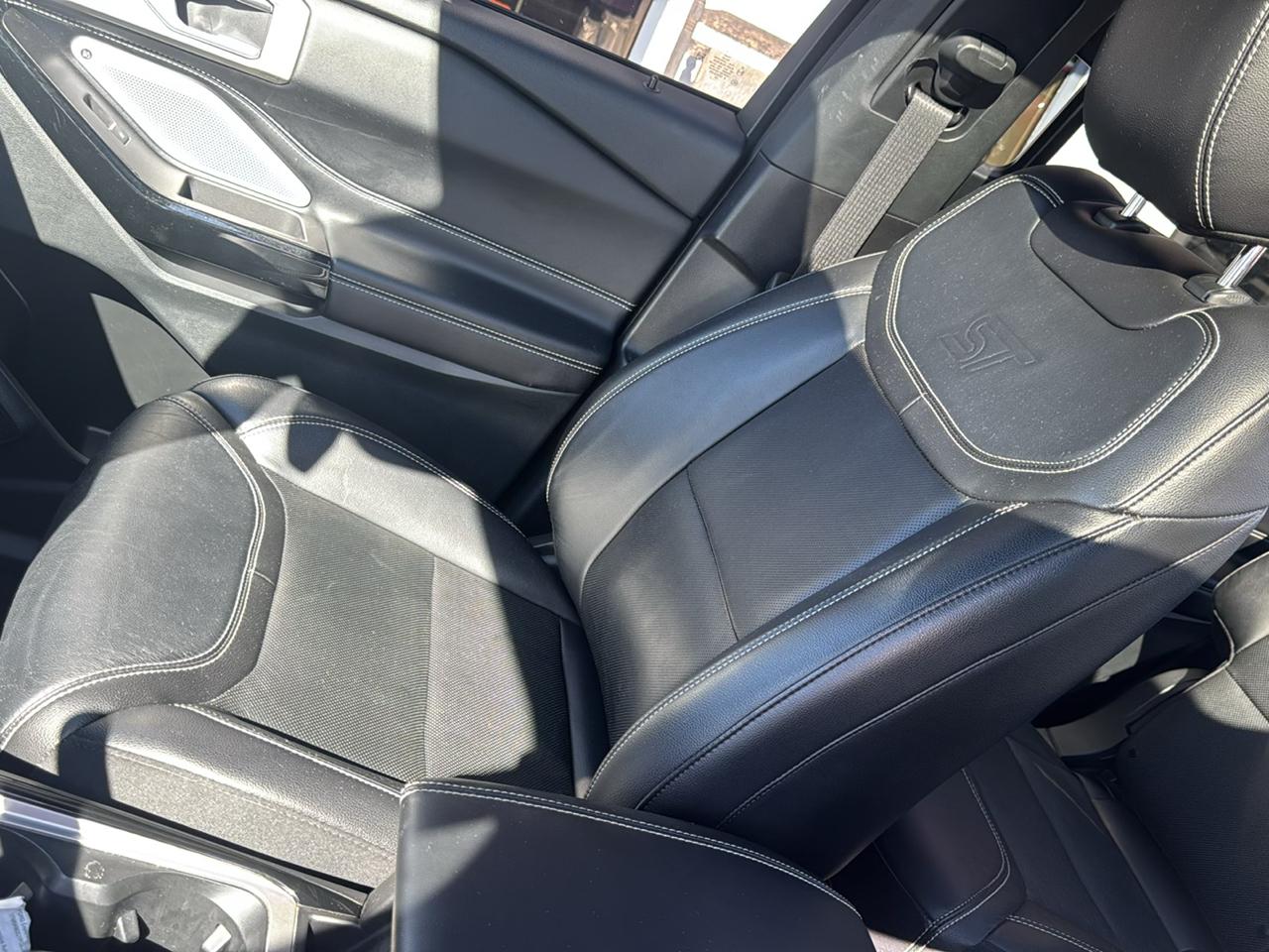 Ford Explorer ST AWD 2023