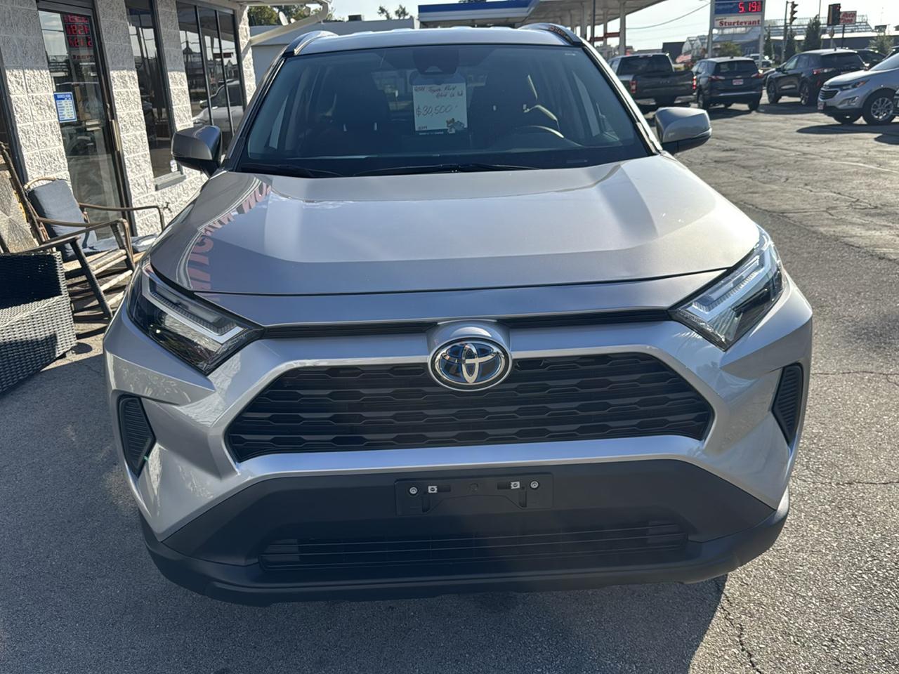 Toyota RAV4 Hybrid LE 2024