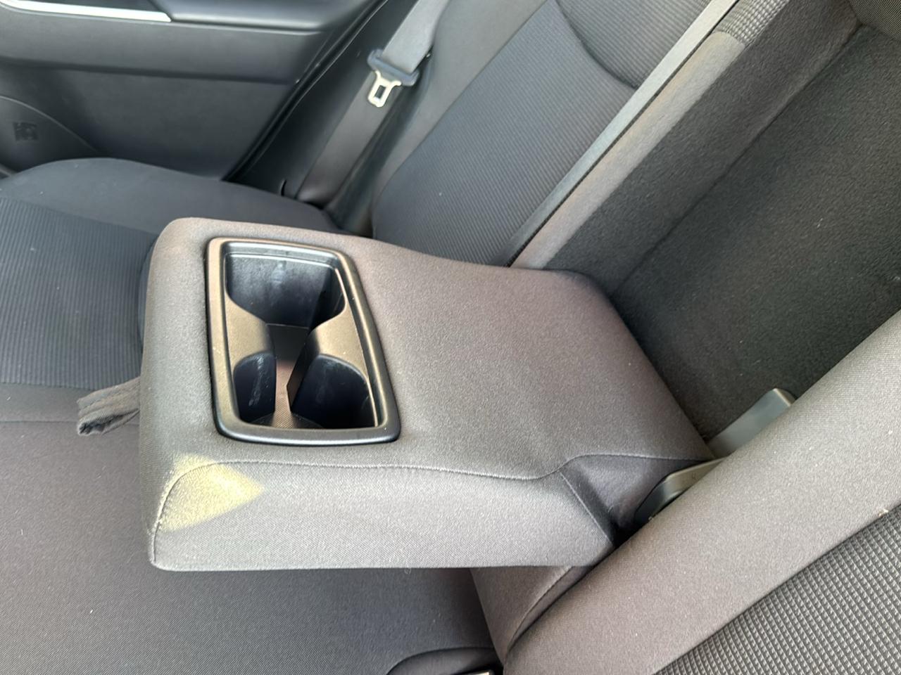 Toyota RAV4 Hybrid LE 2024