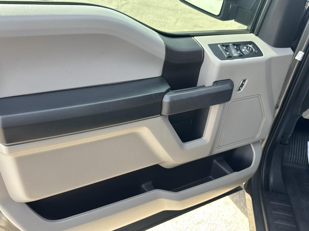 Ford F-150 XL SuperCrew 2WD 2019