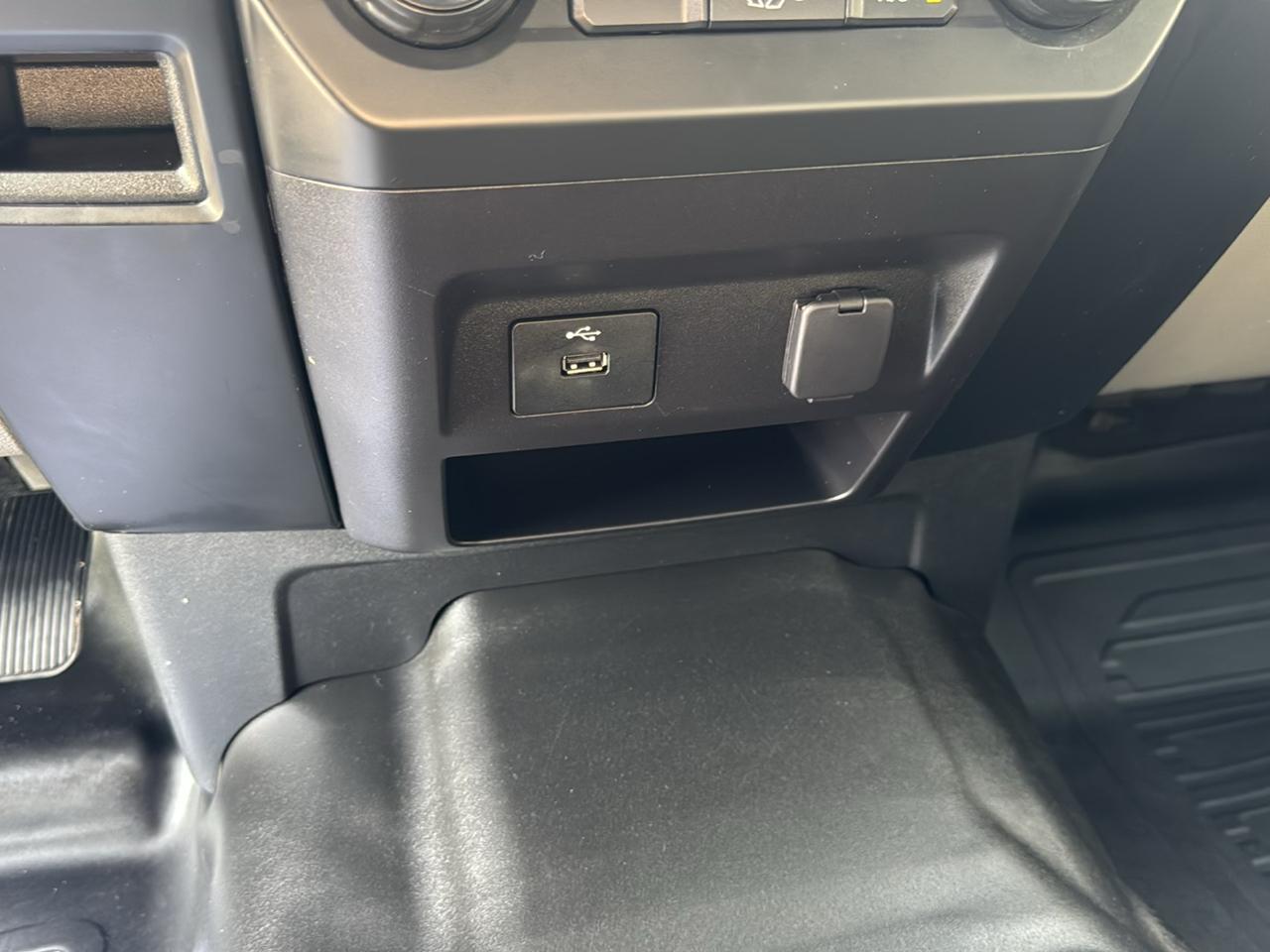 Ford F-150 XL SuperCrew 2WD 2019