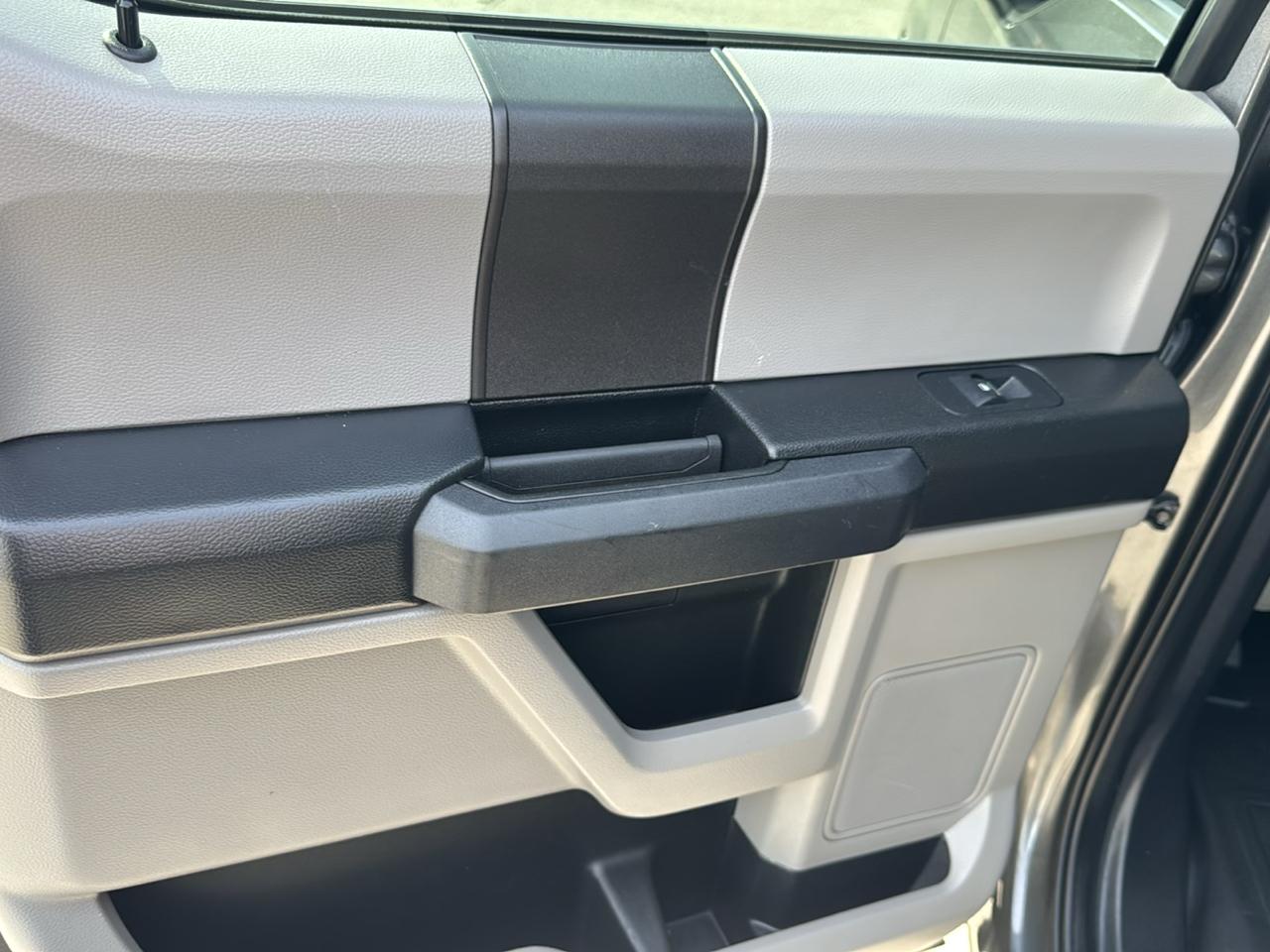 Ford F-150 XL SuperCrew 2WD 2019