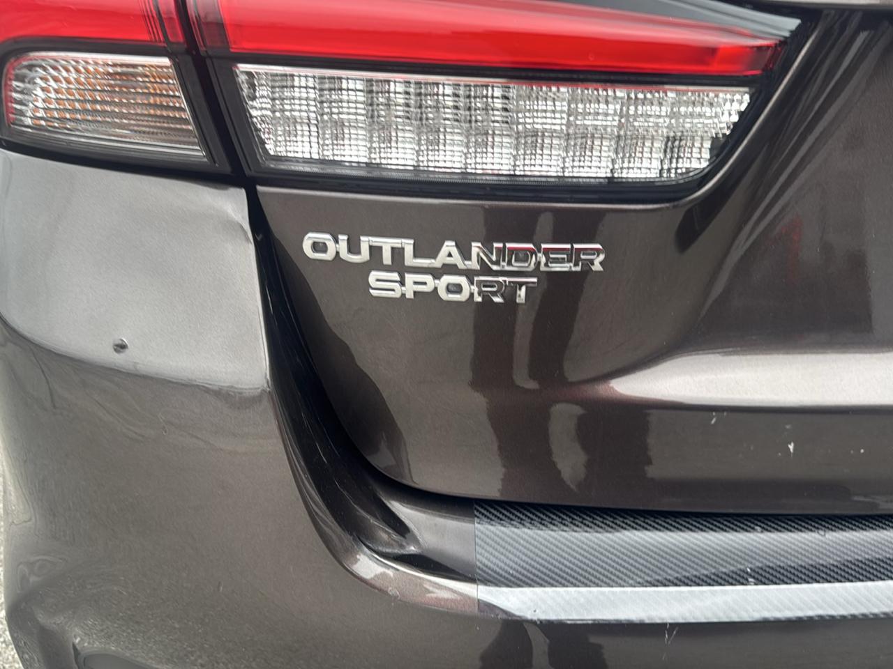 Mitsubishi Outlander Sport 2.0 ES CVT 2021