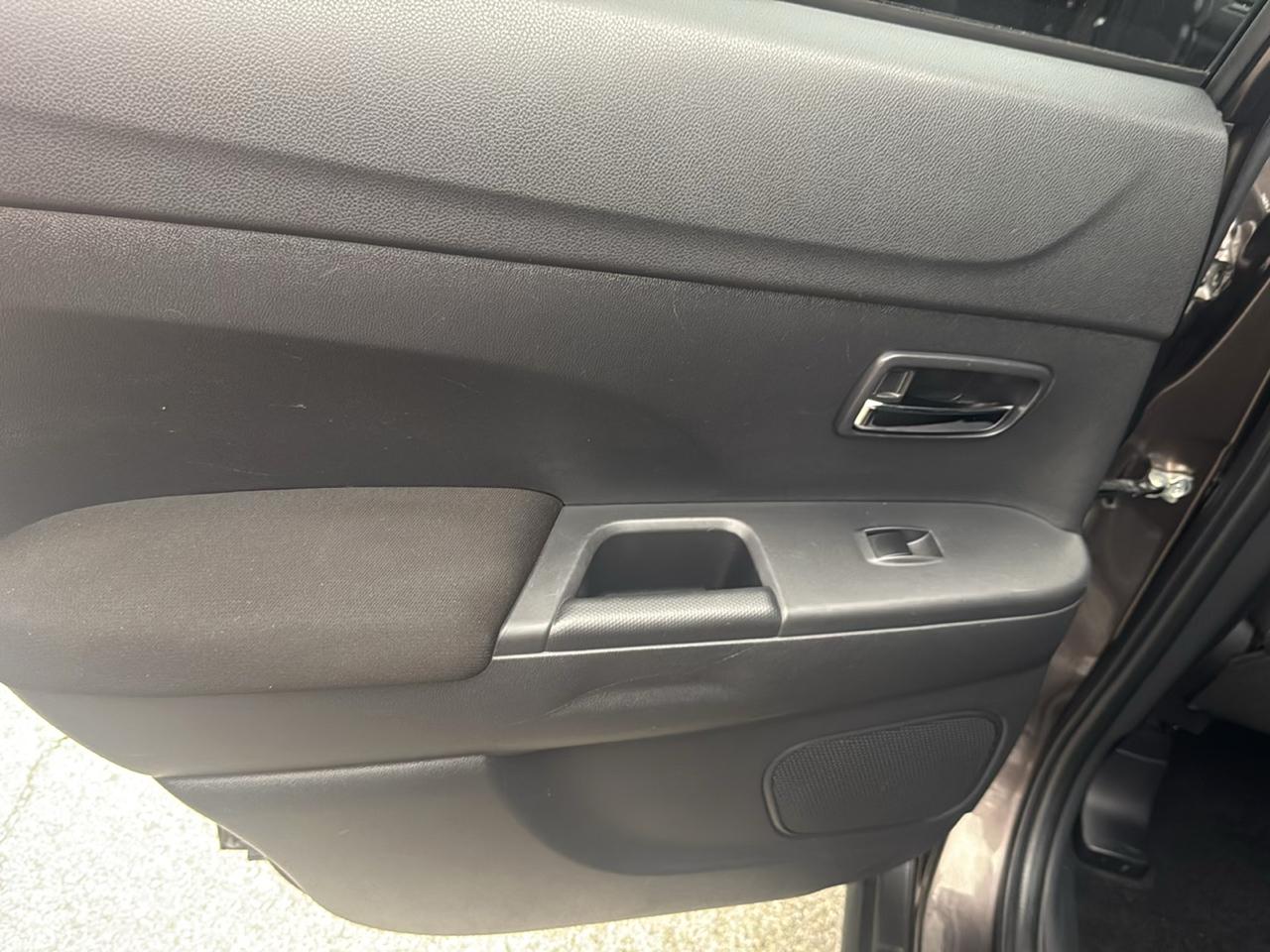 Mitsubishi Outlander Sport 2.0 ES CVT 2021