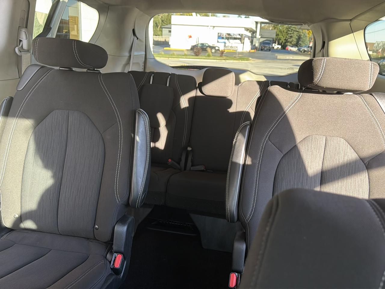 Chrysler Voyager LX 2023
