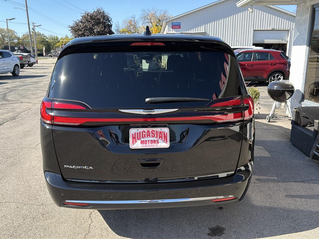 Chrysler Pacifica Select 2026