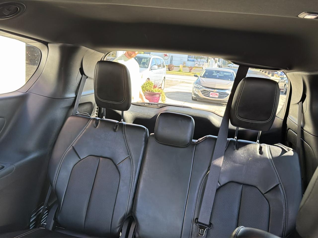 Chrysler Pacifica Select 2026