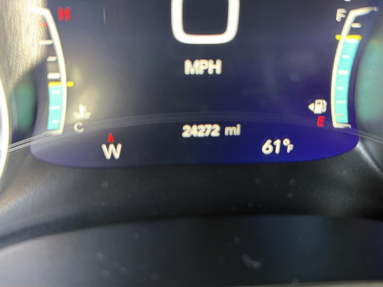 Chrysler Pacifica Select 2026