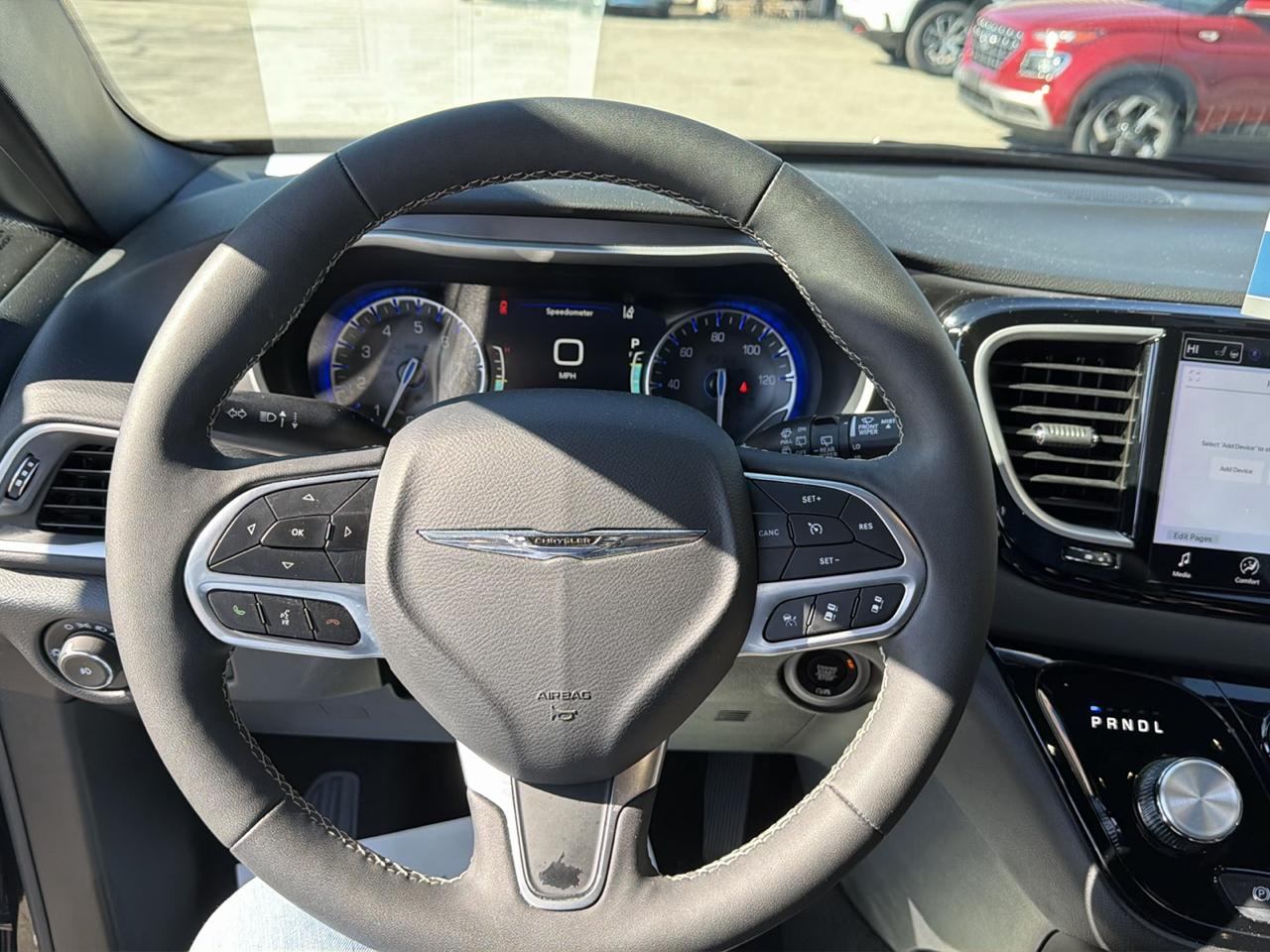 Chrysler Pacifica Select 2026