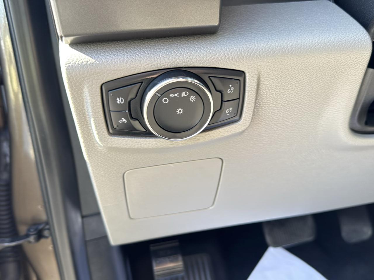 Ford F-150 XLT SuperCrew 5.5-ft. Bed 2WD 2016