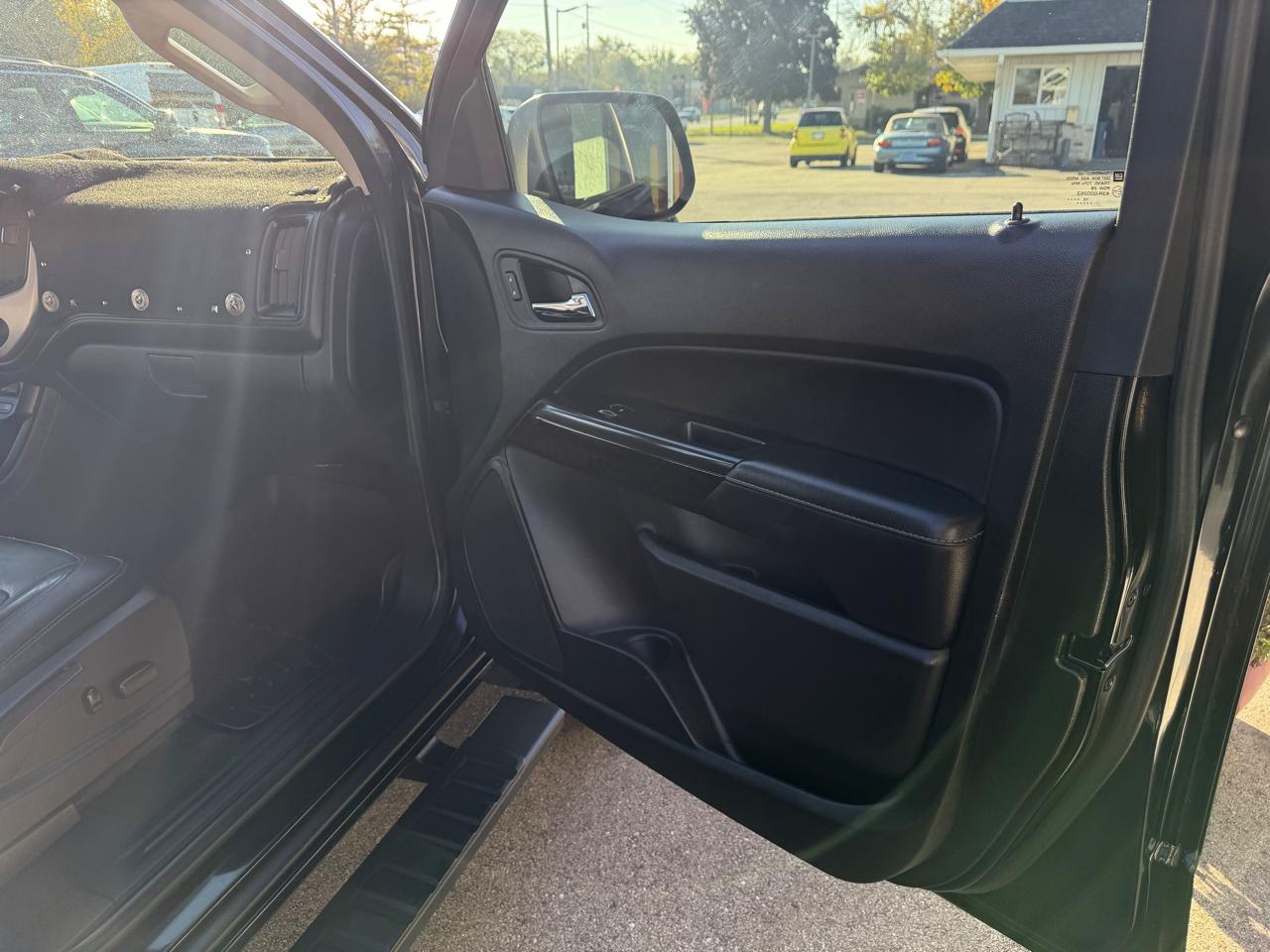 GMC Canyon SLT Crew Cab 4WD Short Box 2016