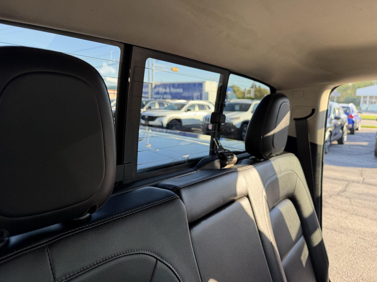 GMC Canyon SLT Crew Cab 4WD Short Box 2016