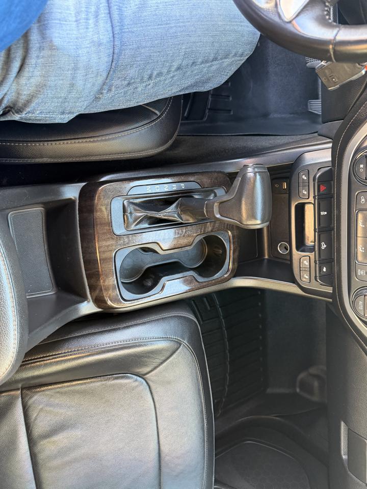 GMC Canyon SLT Crew Cab 4WD Short Box 2016