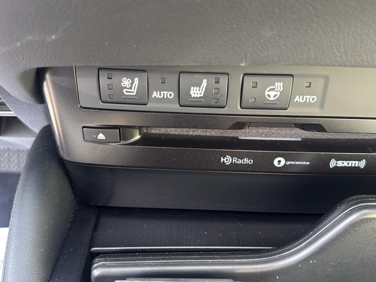 Lexus ES 350 Base 2022