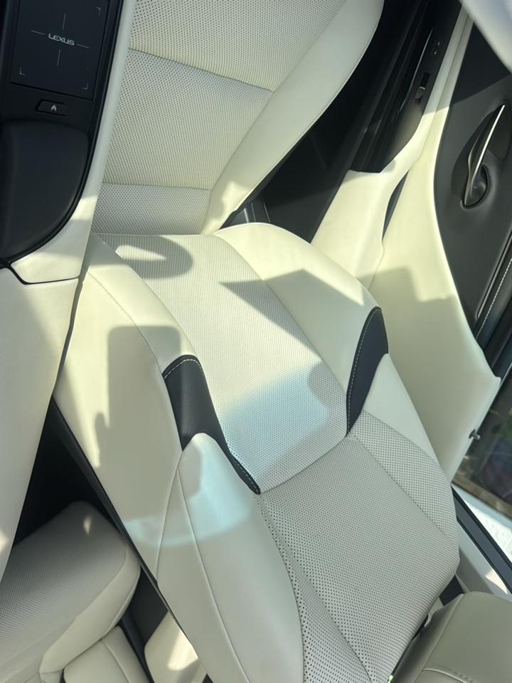 Lexus ES 350 Base 2022