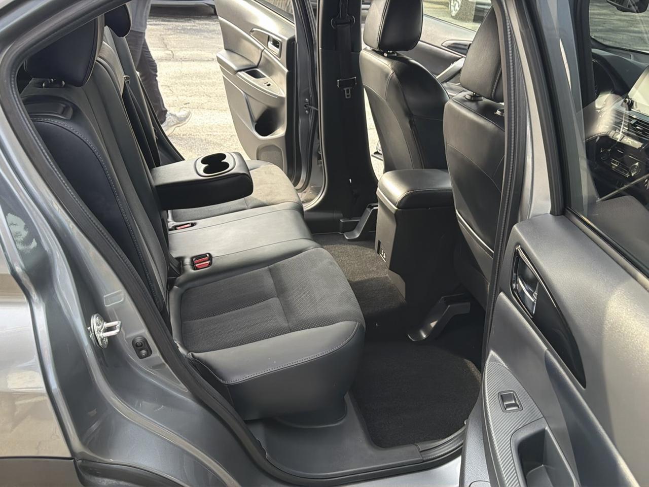 Mitsubishi Eclipse Cross SEL AWD 2025