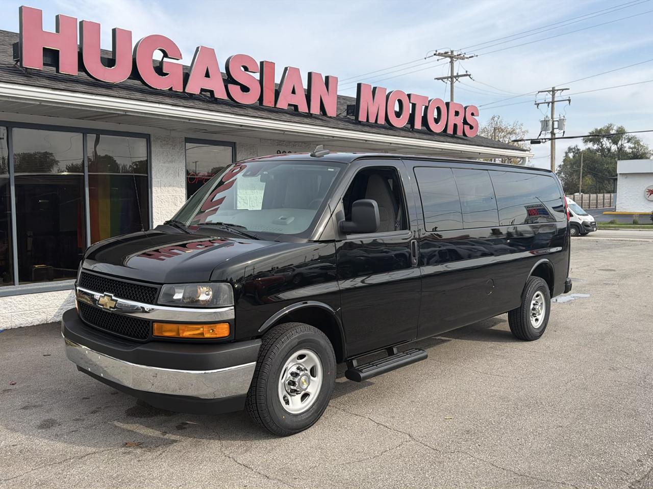 2024 Chevrolet Express LT 3500 Extended