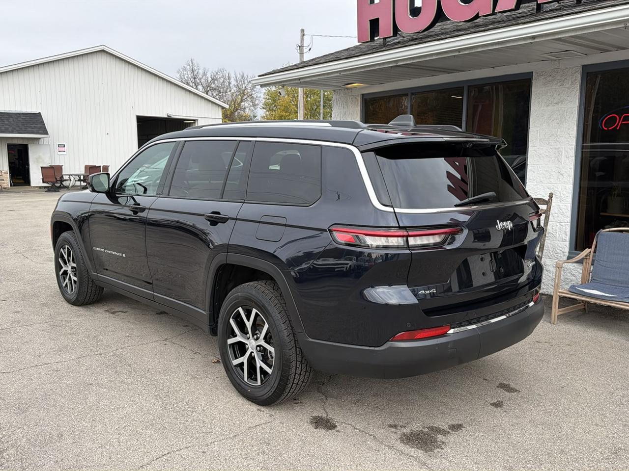 Jeep Grand Cherokee L Limited 4WD 2024