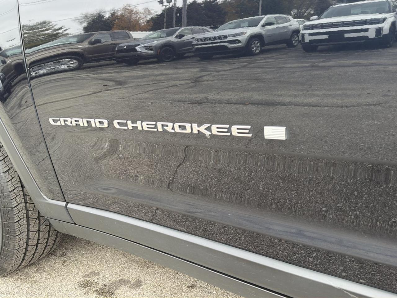 Jeep Grand Cherokee L Limited 4WD 2024