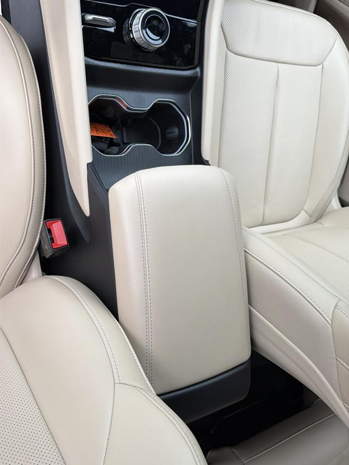 Jeep Grand Cherokee L Limited 4WD 2024