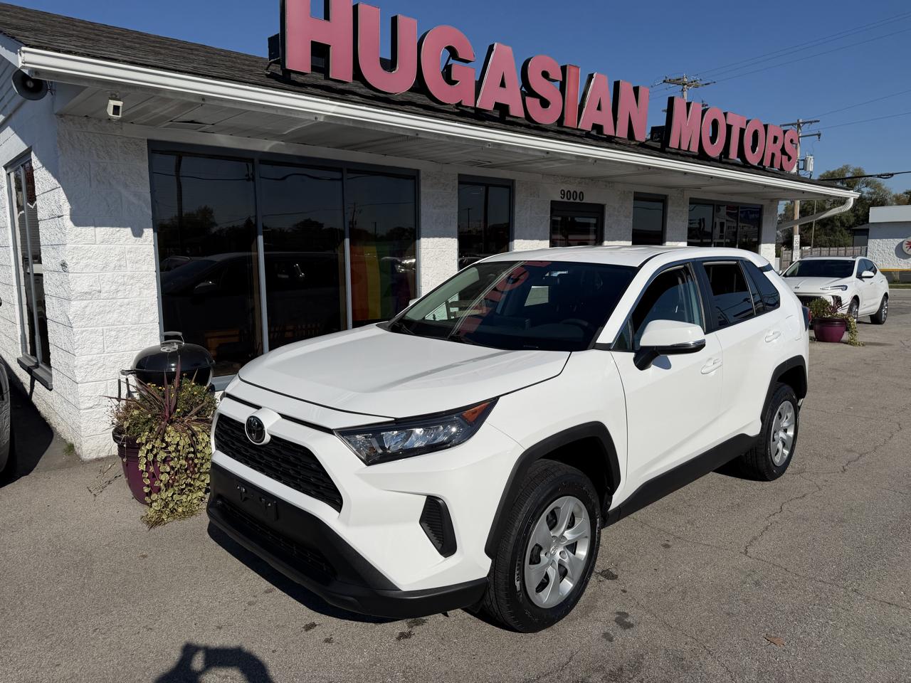 2022 Toyota RAV4 LE