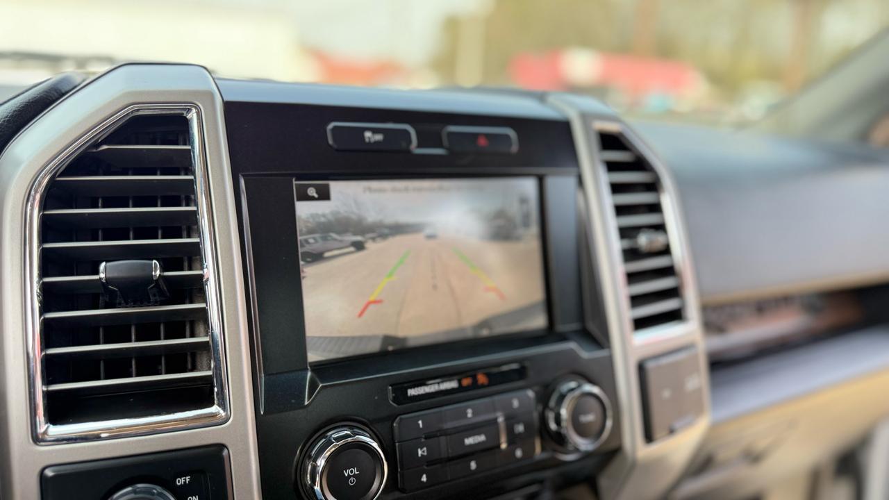 Ford F-150 Lariat 2WD SuperCrew 5.5' Box 2015