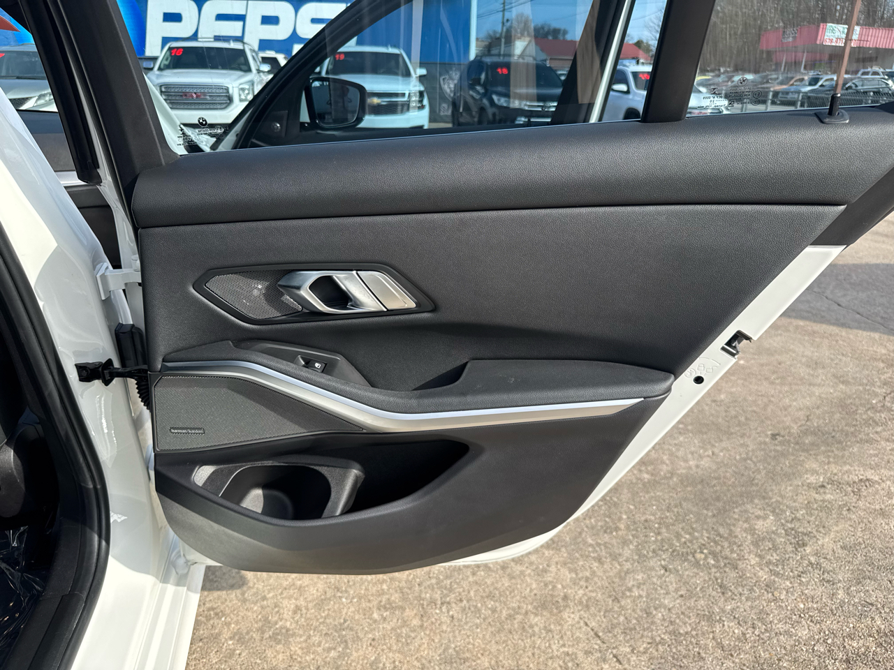 BMW 3-Series 330i 2020