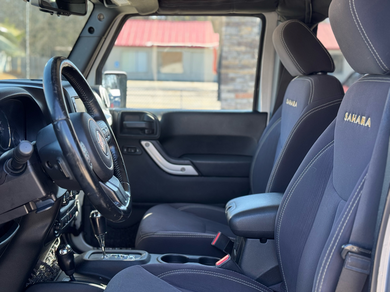Jeep Wrangler Unlimited Sahara 4WD 2013