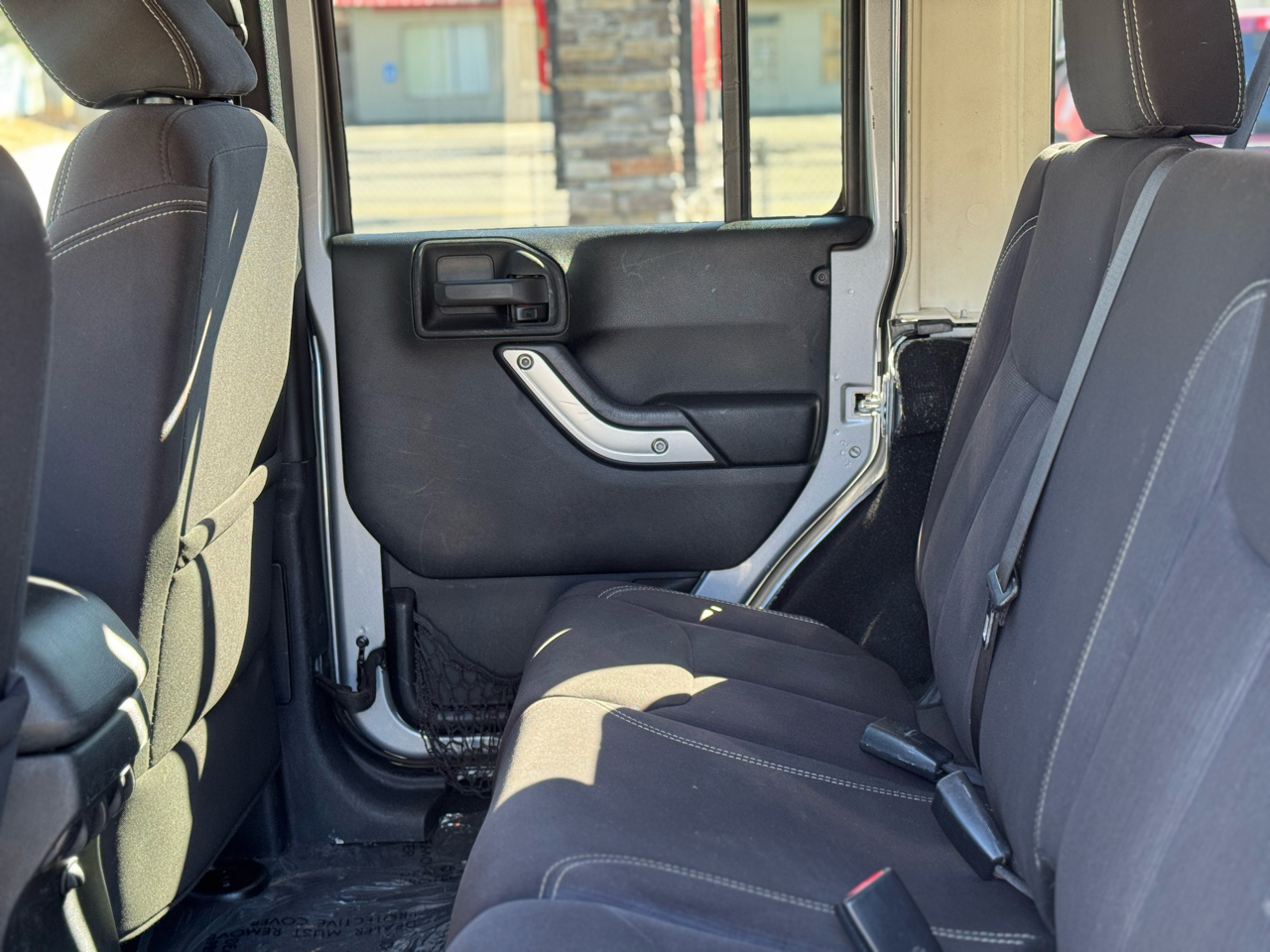 Jeep Wrangler Unlimited Sahara 4WD 2013