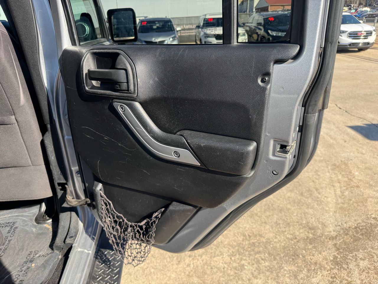 Jeep Wrangler Unlimited Sahara 4WD 2013