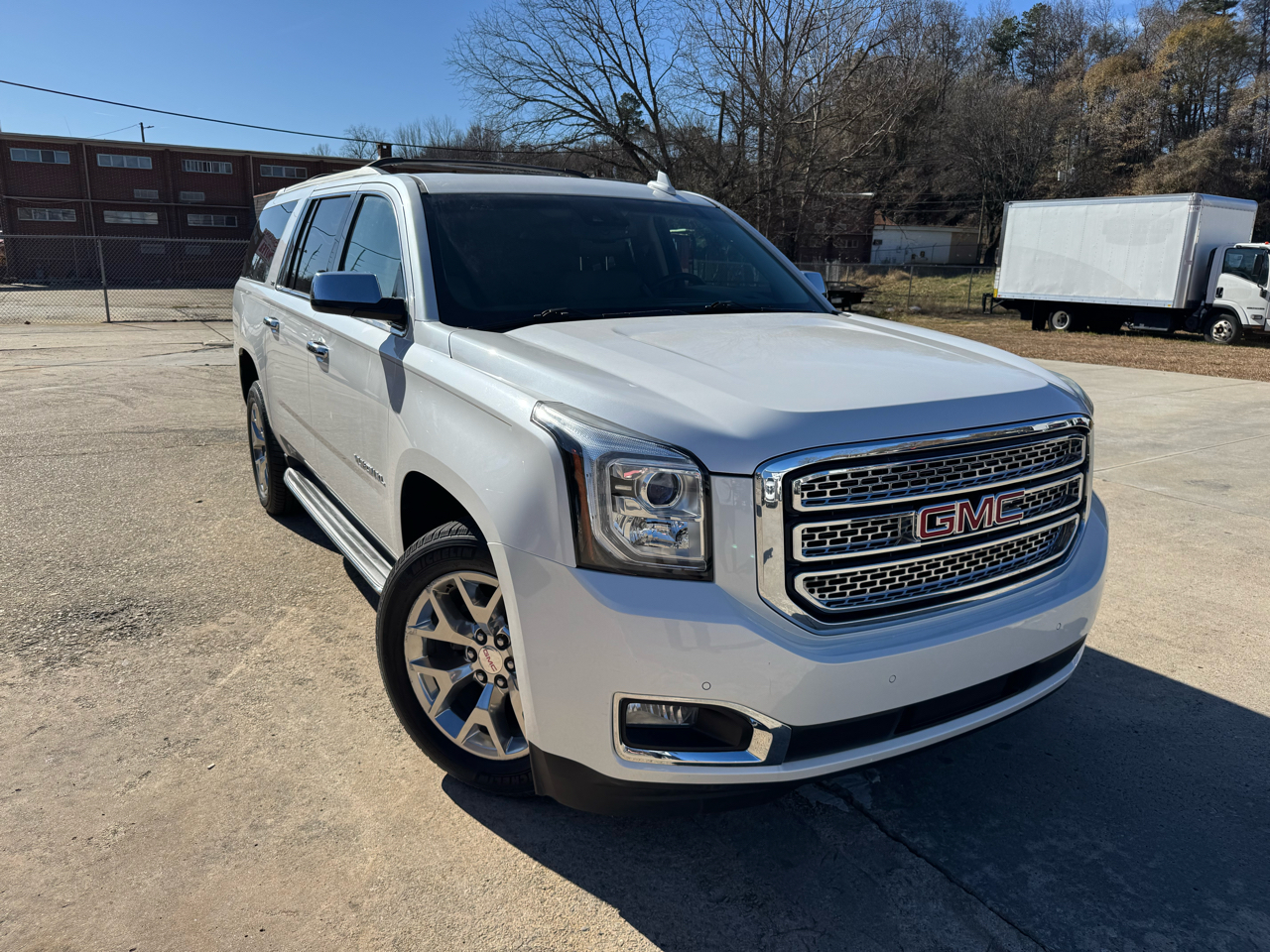 GMC Yukon XL SLT 2WD 2016