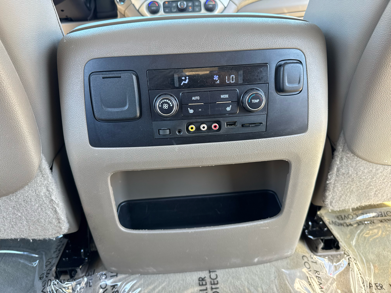 GMC Yukon XL SLT 2WD 2016