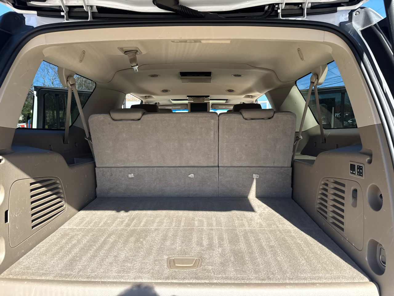 GMC Yukon XL SLT 2WD 2016