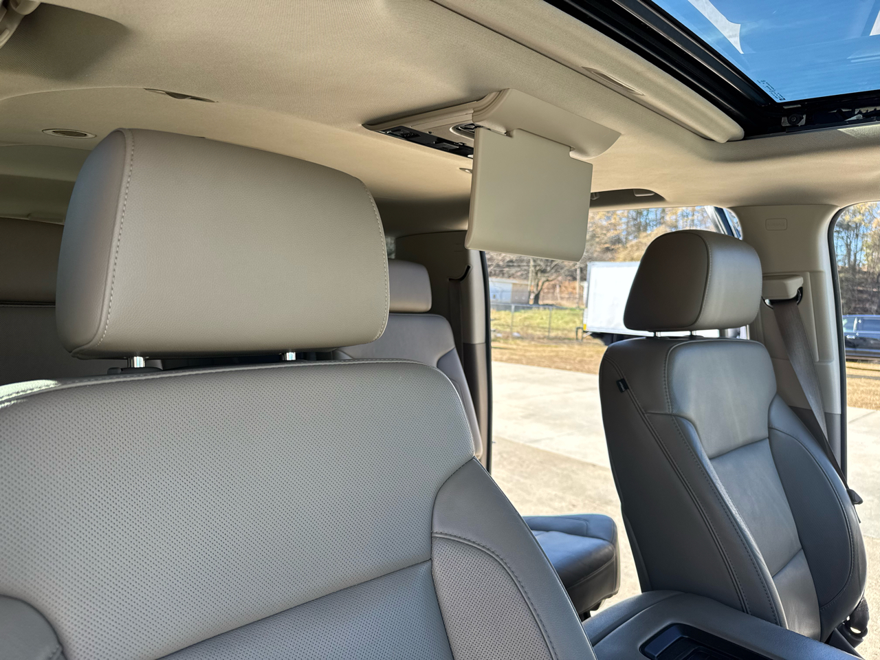 GMC Yukon XL SLT 2WD 2016