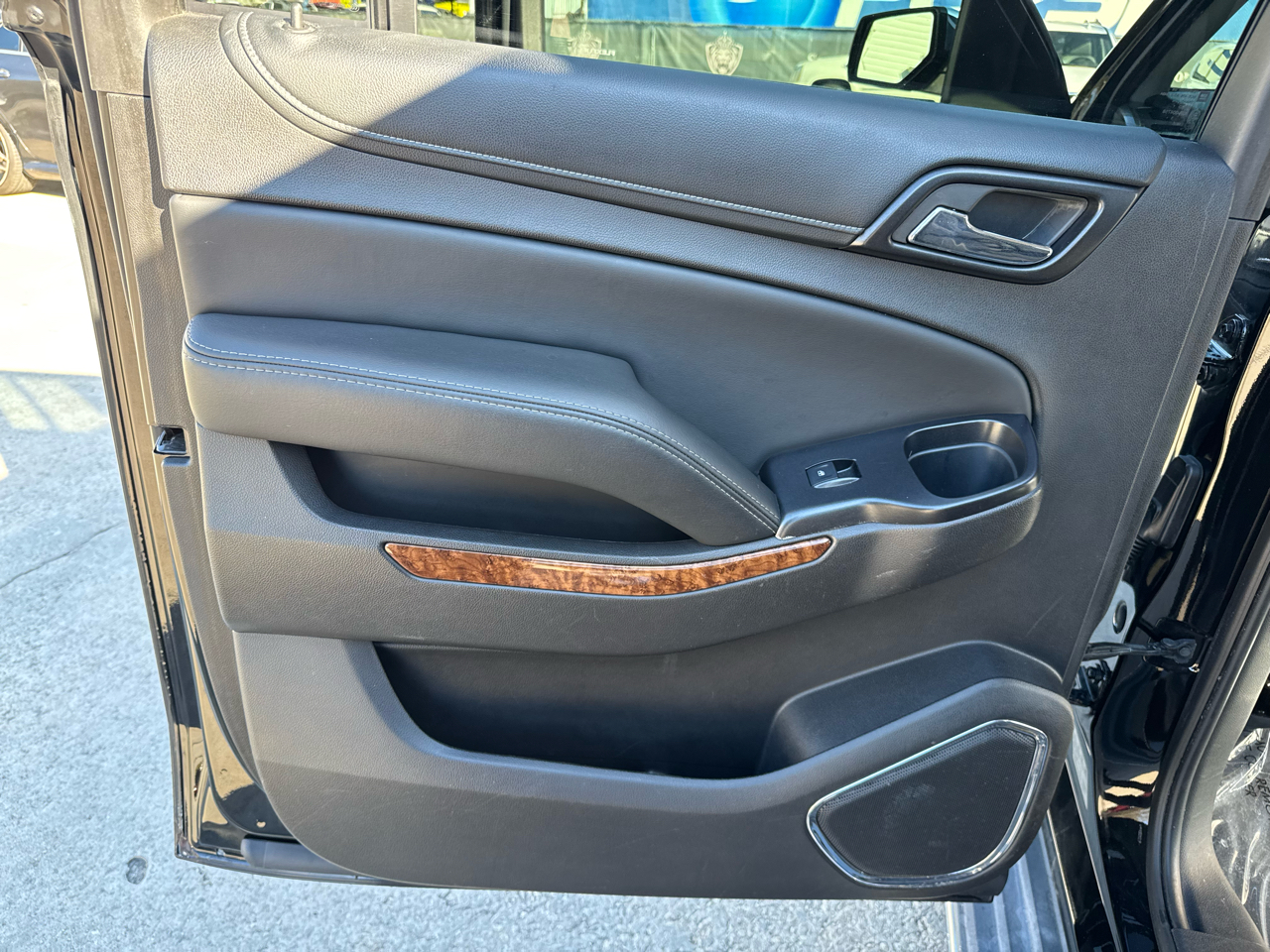 Chevrolet Suburban LTZ 2WD 2016