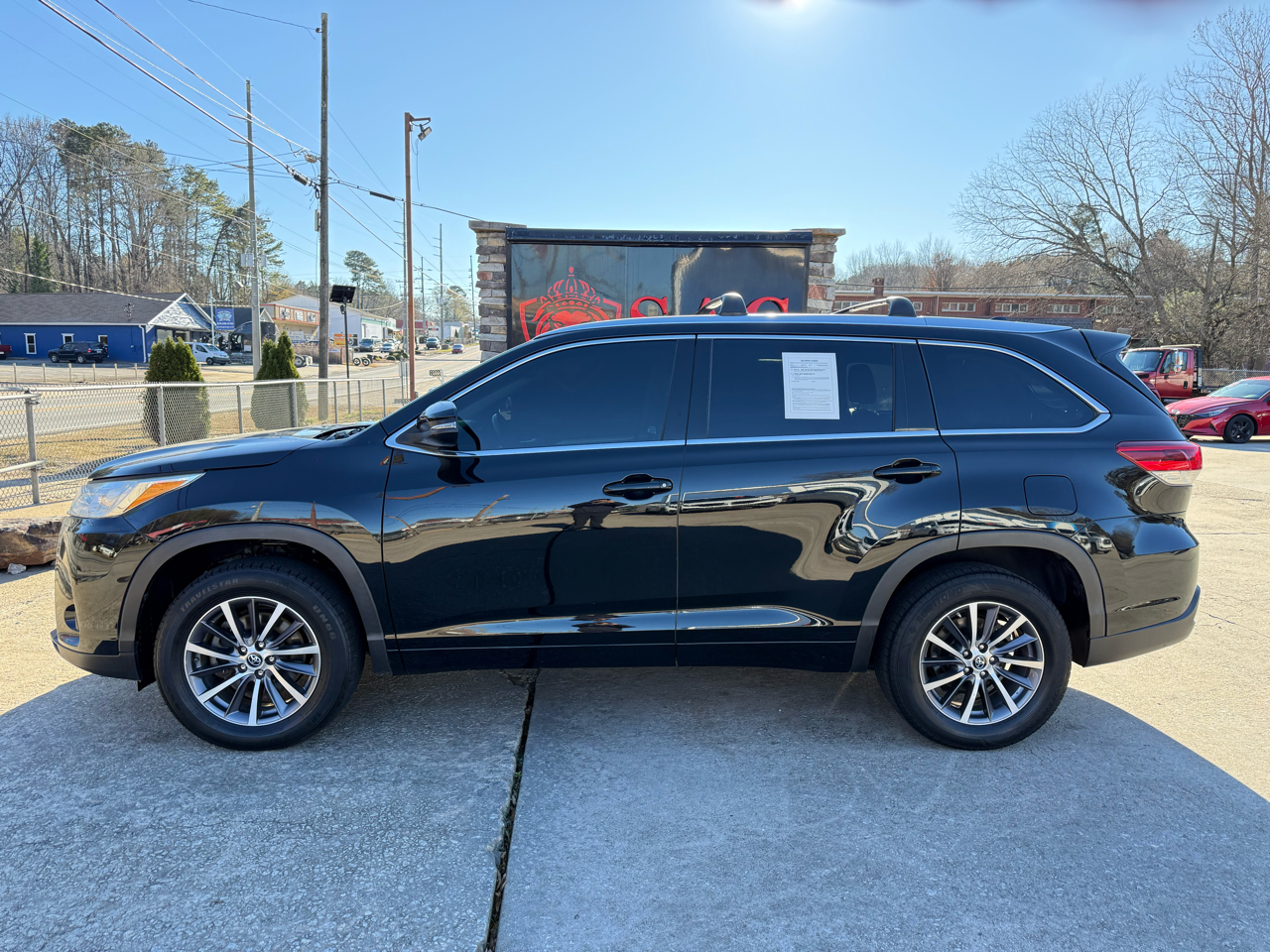 Toyota Highlander SE FWD V6 2018