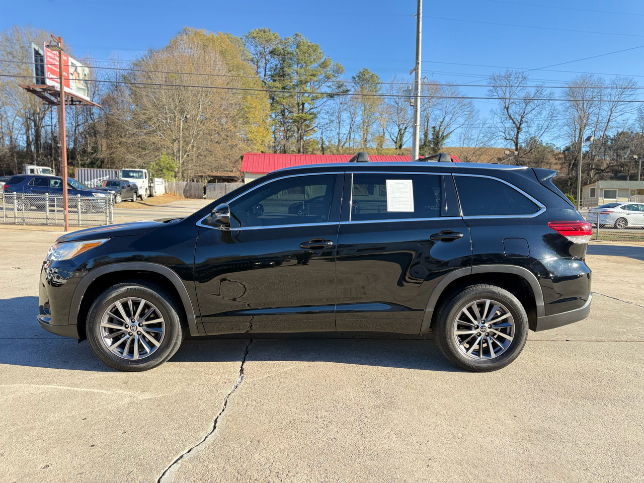 Toyota Highlander SE FWD V6 2018