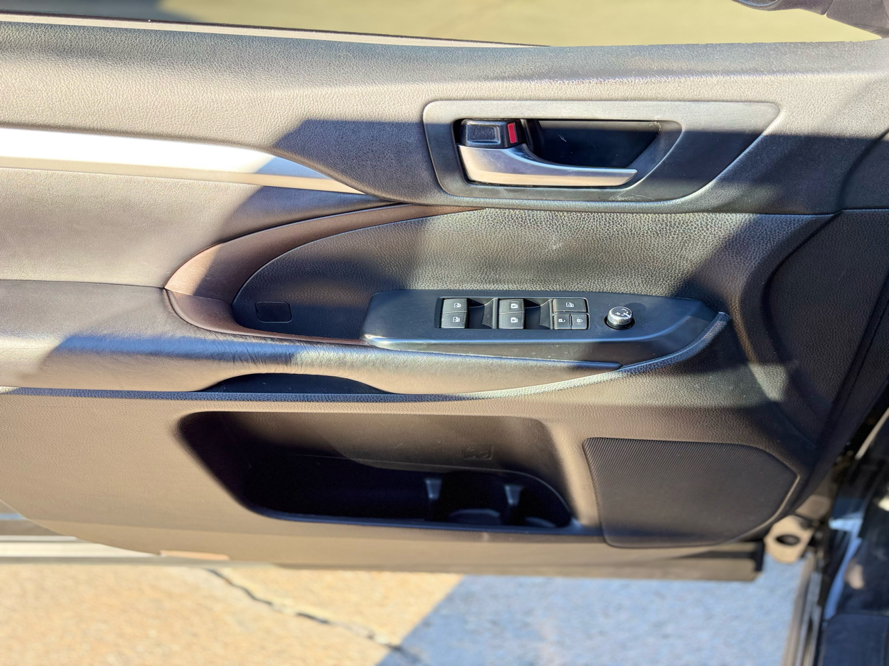 Toyota Highlander SE FWD V6 2018