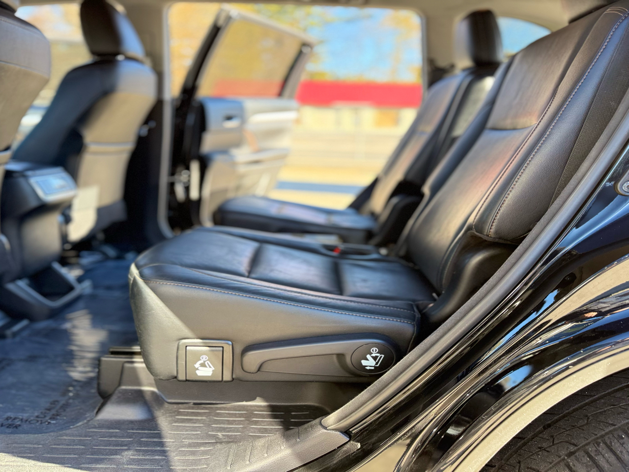 Toyota Highlander SE FWD V6 2018