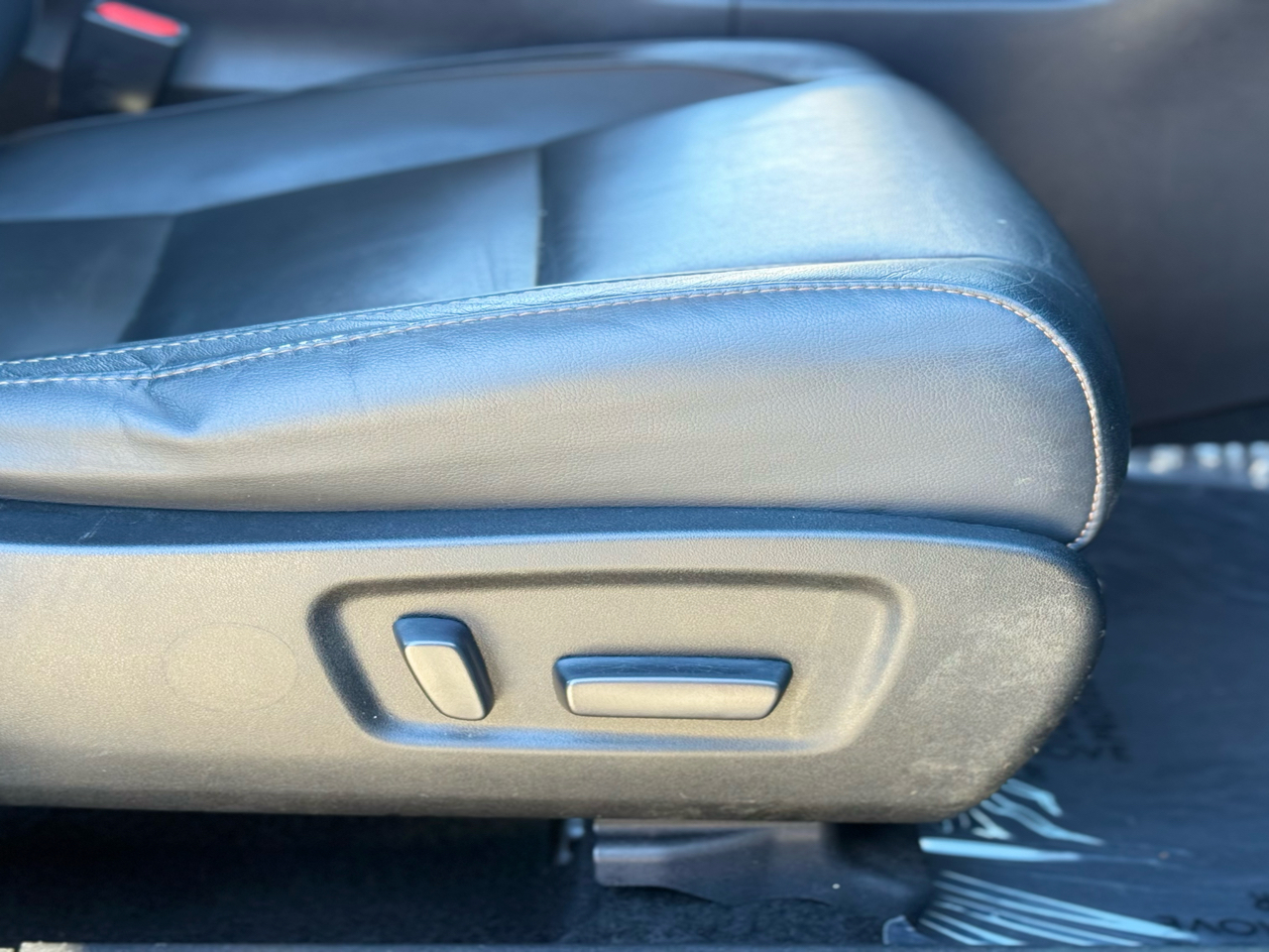 Toyota Highlander SE FWD V6 2018