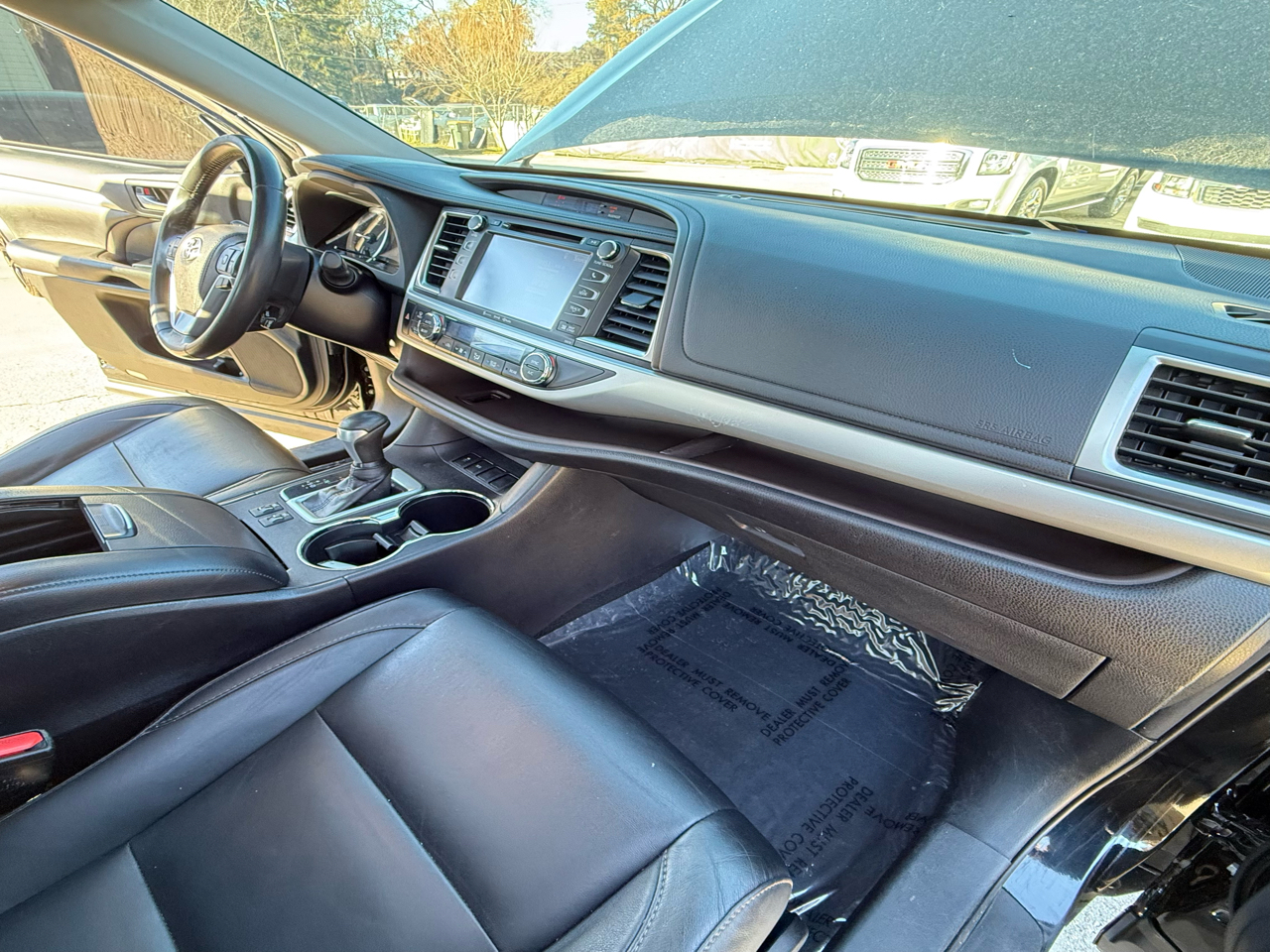 Toyota Highlander SE FWD V6 2018